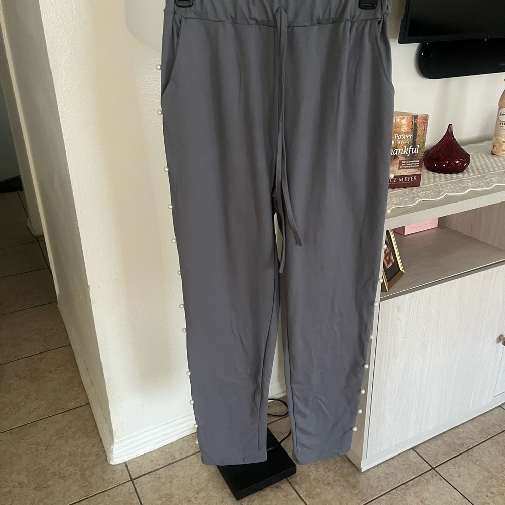 Gray Pearl-Trim Drawstring Pants